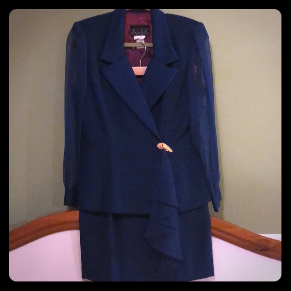 Teal skirt/blazer set